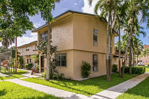 110 SW 108th Ave #H8, Sweetwater, FL 33174