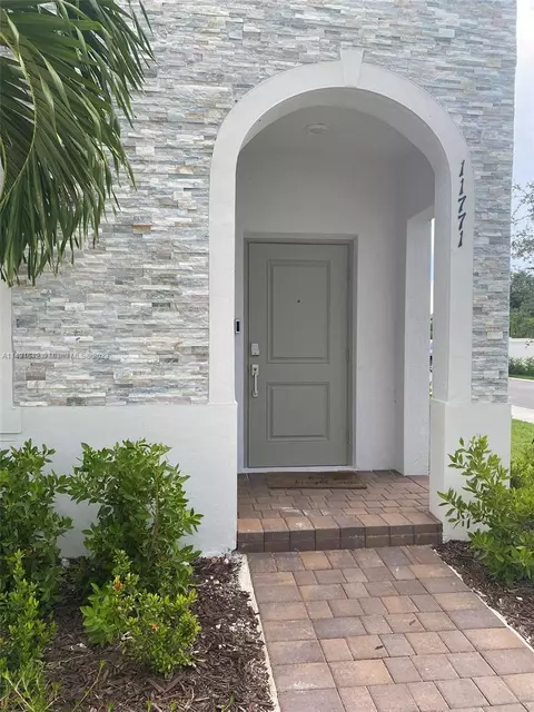11771 SW 247th Ter, Homestead, FL 33032