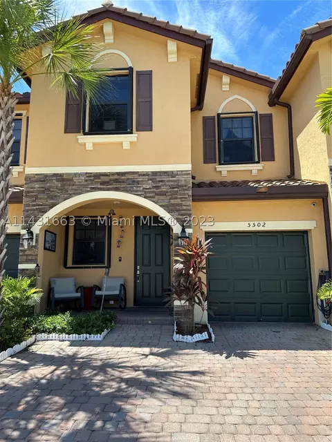 5502 NW 27th St, Margate, FL 33063