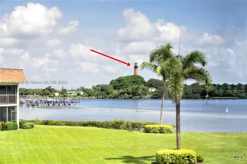 755 Saturn St #E202, Jupiter, FL 33477