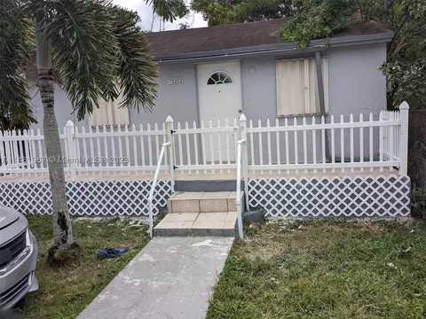 722 SW 7th St, Homestead, FL 33030