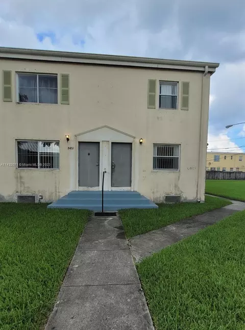 8453 NW 4th Ct #8453, Miami, FL 33150