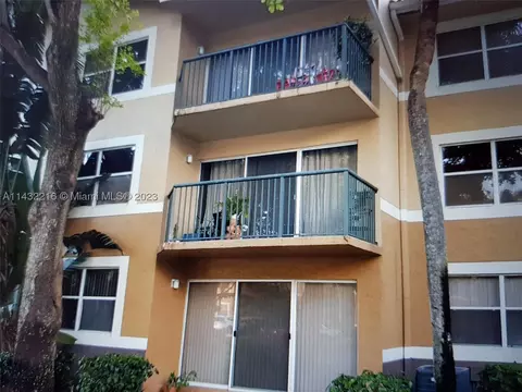 8801 Wiles Rd #205, Coral Springs, FL 33067