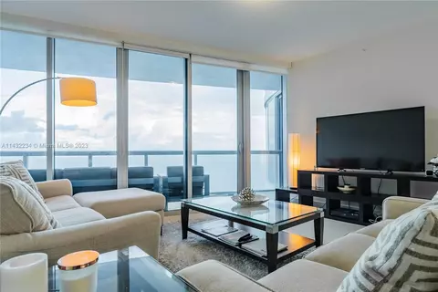 Undisclosed, Sunny Isles Beach, FL 33160