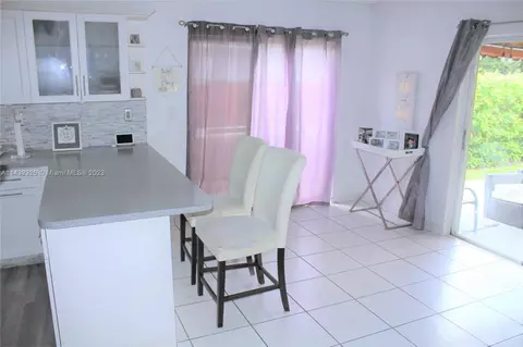 Undisclosed, Hialeah, FL 33015 photo 12