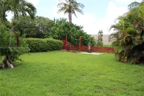 Undisclosed, Hialeah, FL 33015 photo 19