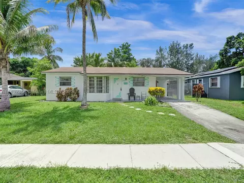 6810 NW 8th St, Margate, FL 33063