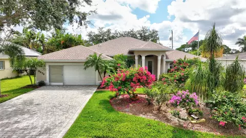 3273 SW Esperanto St, Port Saint Lucie, FL 34953