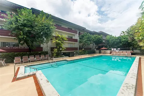 1205 Mariposa Ave #431, Coral Gables, FL 33146