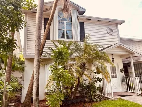 12215 SW 144th Ter, Miami, FL 33186