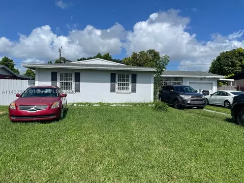 19320 SW 117th Ct, Miami, FL 33177