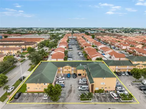 7965 W 30th Ct #211, Hialeah Gardens, FL 33018