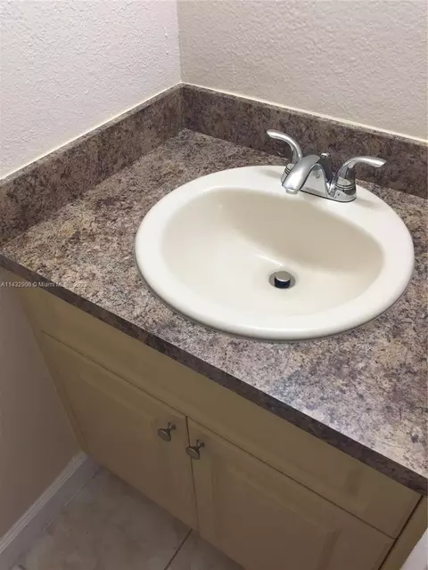 5491 W 22nd Ct #5491, Hialeah, FL 33016 photo 8