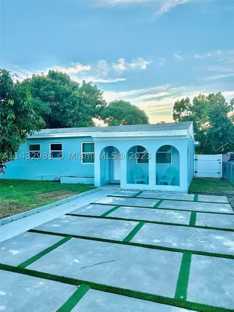 15700 NE 15th Ct, North Miami Beach, FL 33162