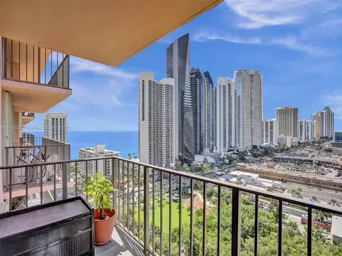 210 174th St #2308, Sunny Isles Beach, FL 33160