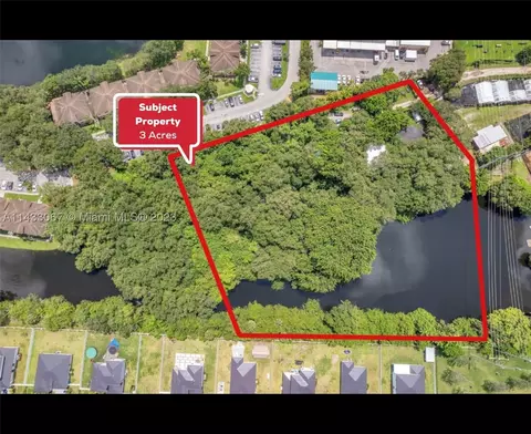 3360 N 57th Dr, Hollywood, FL 33021