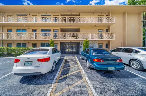 1500 NE 127 St #203, North Miami, FL 33161