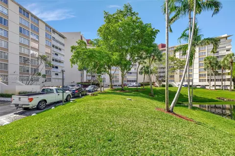 6901 Environ Blvd #6F, Lauderhill, FL 33319