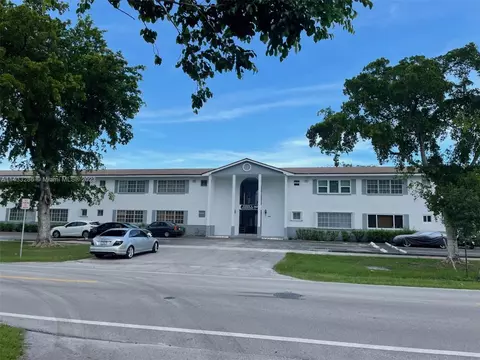 1431 S 14th Ave #201, Hollywood, FL 33020