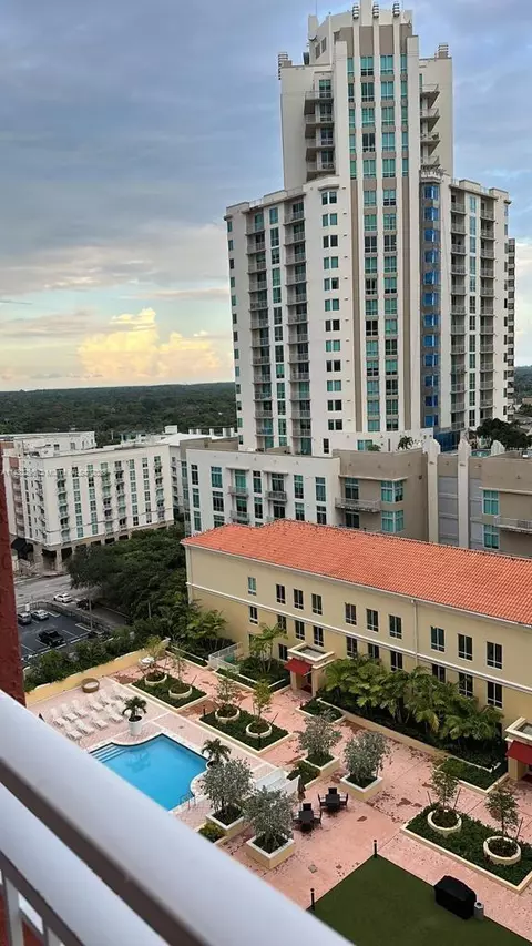 7350 SW 89th St #1610S, Miami, FL 33156
