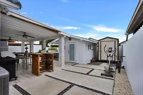2638 W 69th Ter, Hialeah, FL 33016 photo 31