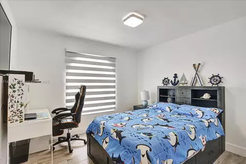 2638 W 69th Ter, Hialeah, FL 33016 photo 9