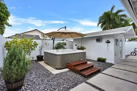 2638 W 69th Ter, Hialeah, FL 33016 photo 27