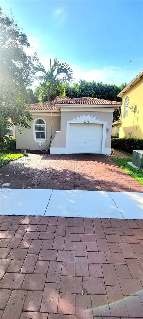 2210 NE 37th Ter, Homestead, FL 33033