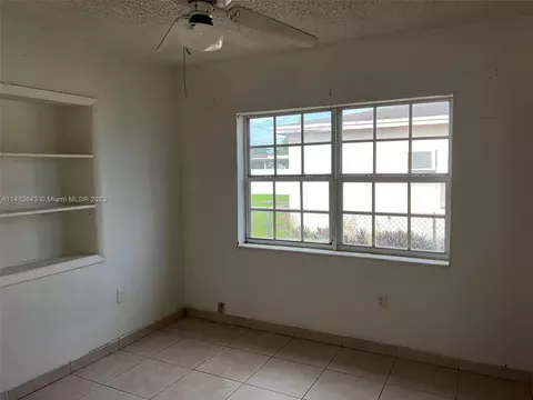 765 E 6th Pl, Hialeah, FL 33010 photo 8
