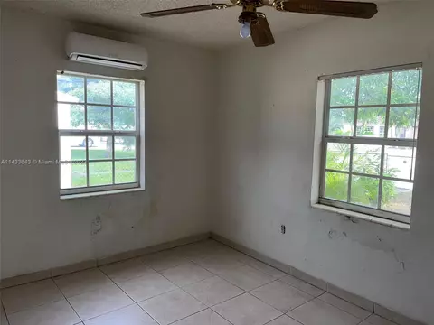 765 E 6th Pl, Hialeah, FL 33010 photo 7