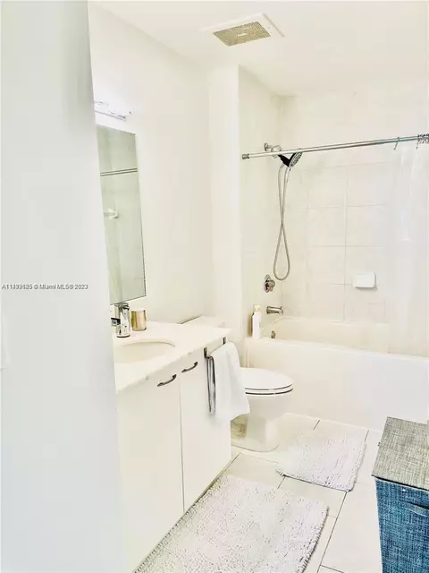 133 NE 2nd Ave #519, Miami, FL 33132 photo 14