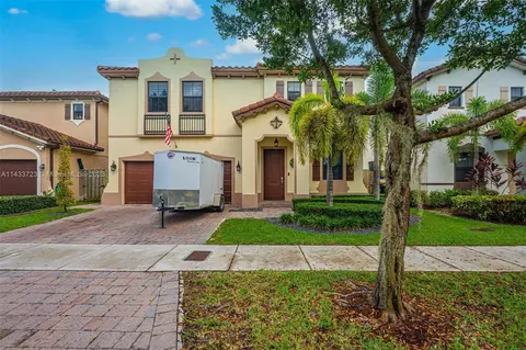 15258 SW 173rd Ln, Miami, FL 33187