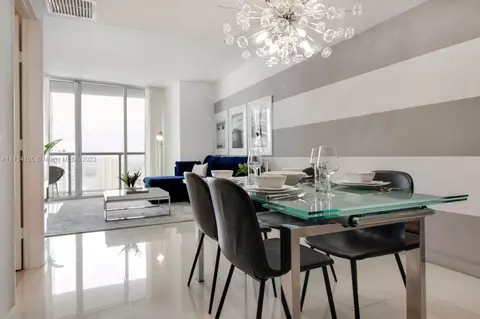 485 Brickell Ave #3911, Miami, FL 33131