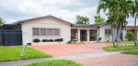 9861 SW 20th St, Miami, FL 33165