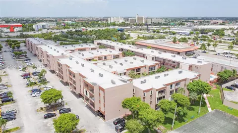 1900 W 68th St #D202, Hialeah, FL 33014 photo 31