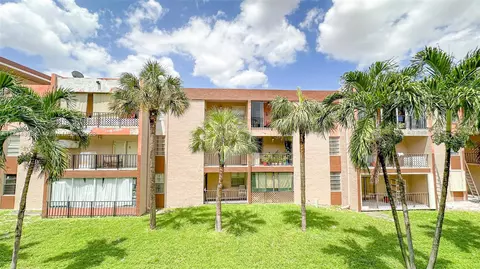 1900 W 68th St #D202, Hialeah, FL 33014 photo 19