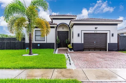 27682 SW 134th Ct, Homestead, FL 33032