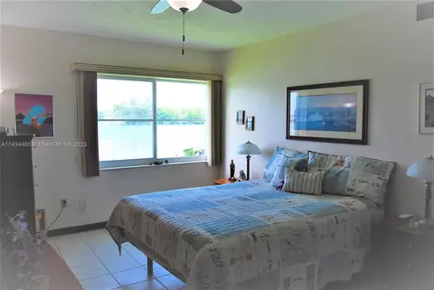 5501 NW 7th St #E109, Miami, FL 33126 photo 9