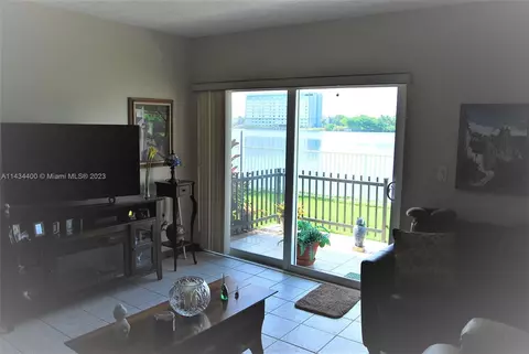 5501 NW 7th St #E109, Miami, FL 33126 photo 5