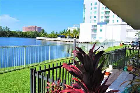5501 NW 7th St #E109, Miami, FL 33126