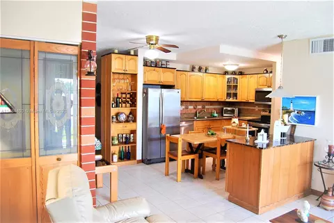 5501 NW 7th St #E109, Miami, FL 33126 photo 3