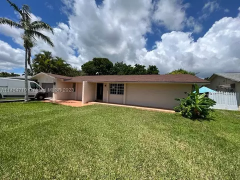 16420 SW 105th Ct, Miami, FL 33157