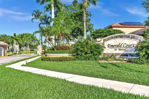 16051 Emerald Cove Rd, Weston, FL 33331
