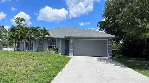1112 Wagner Ave, Lehigh Acres, FL 33972
