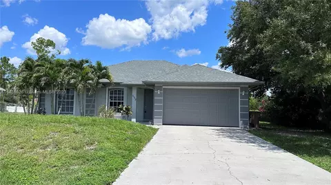 1112 Wagner Ave, Lehigh Acres, FL 33972