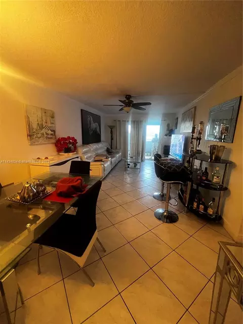 Undisclosed, Hialeah, FL 33012 photo 5