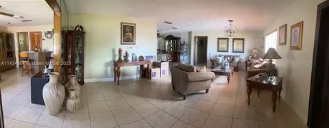 3403 E 2nd Ave, Hialeah, FL 33013 photo 4
