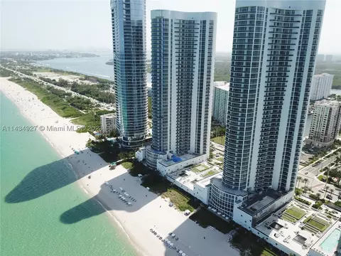 15901 Collins Ave #2105, Sunny Isles Beach, FL 33160