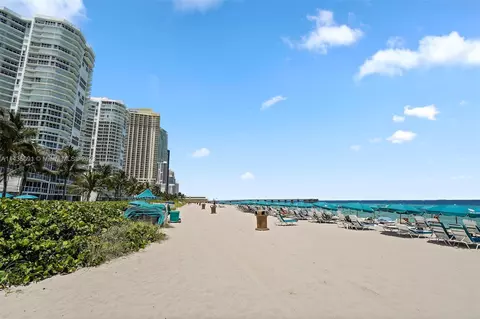 16485 Collins Ave #432, Sunny Isles Beach, FL 33160