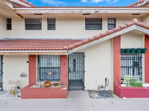 1850 W 58th St #4-2, Hialeah, FL 33012